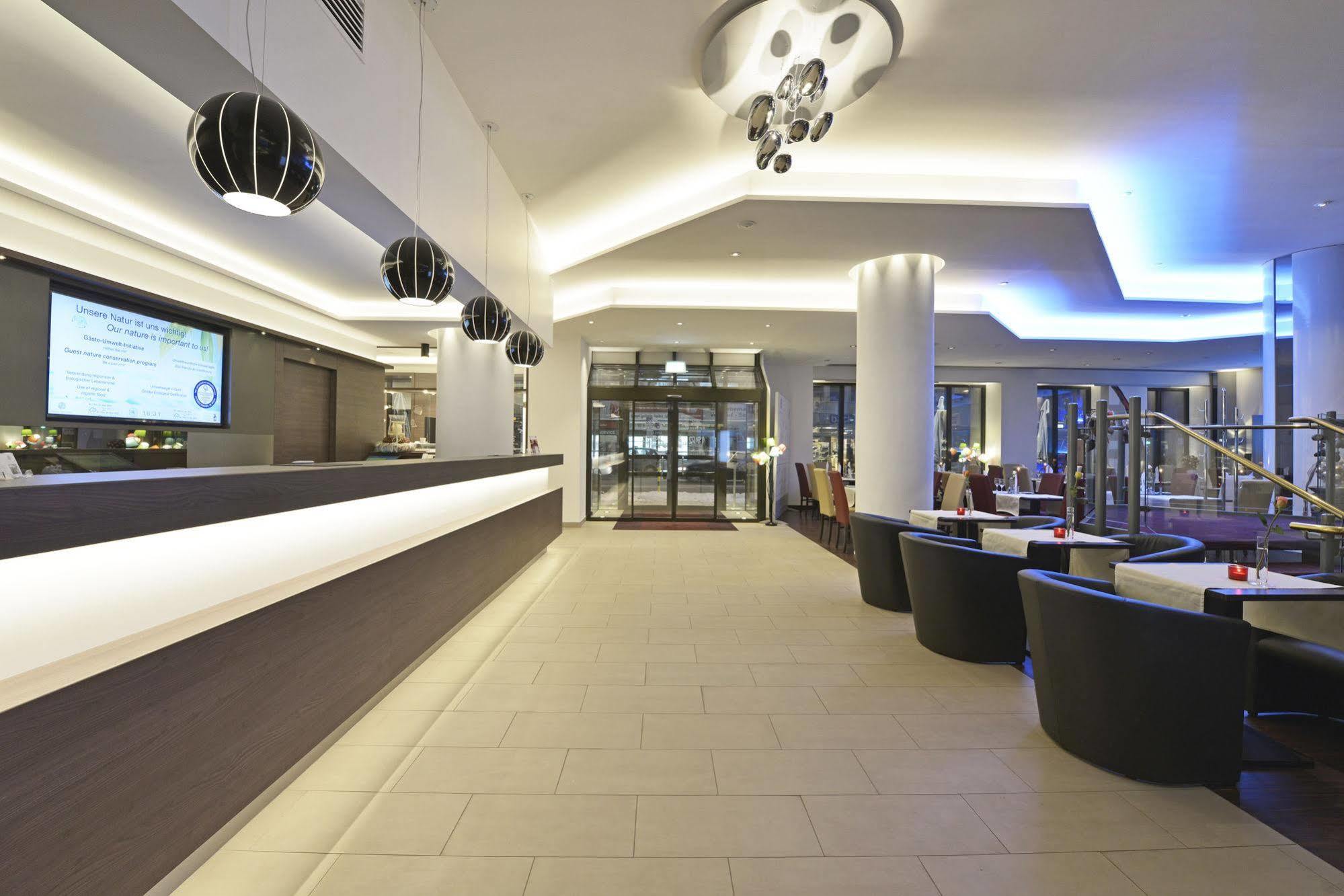 Hotel Cristal Monachium Zewnętrze zdjęcie